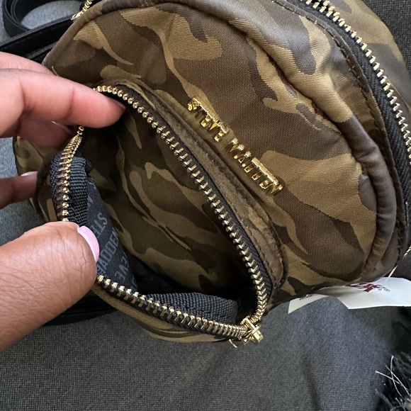 Steve Madden camouflage backpack - Picture 8 of 8
